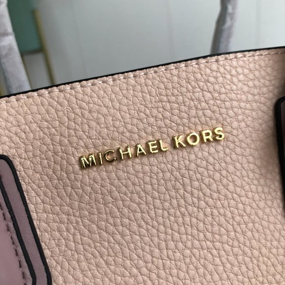 Michael Kors One-shoulder crossbody organ bag Michael Kors Crossbody Organ Bag main image 4